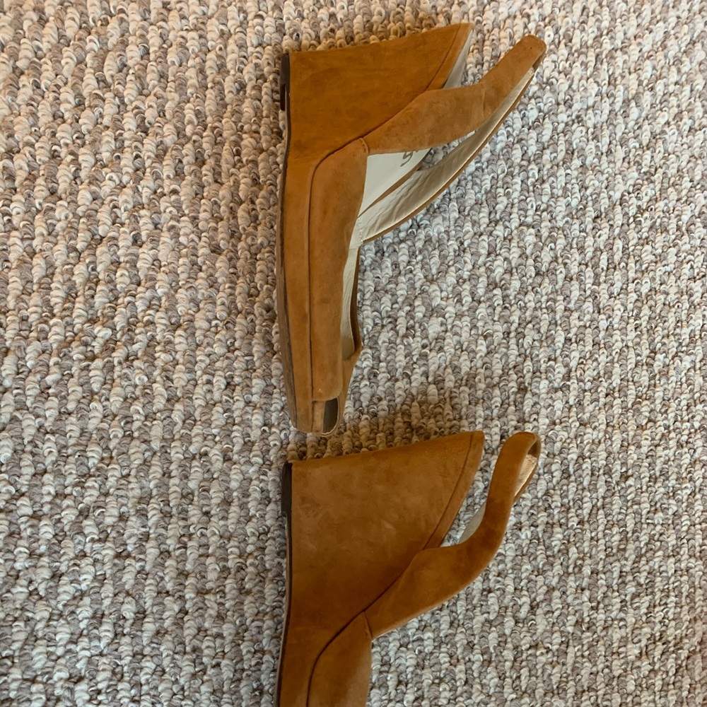 Michael Kors sling back suede heels - Picture 3 of 3